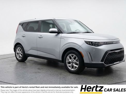 Used 2025 Kia Soul LX w/ LX Technology Package image 1