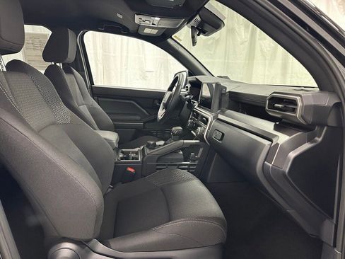 Used 2025 Toyota 4Runner SR5 image 59