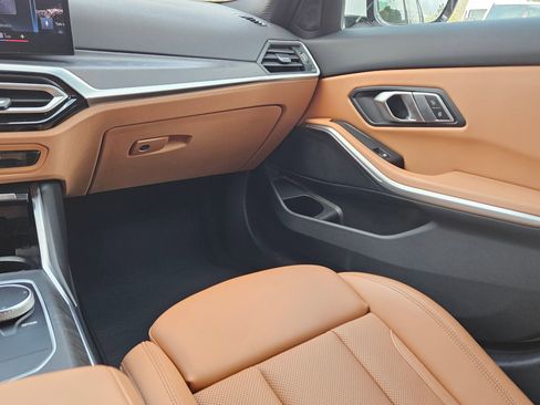 Used 2023 BMW 330i xDrive Sedan image 11