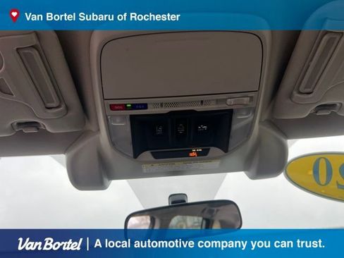 Used 2020 Subaru Forester Limited image 22