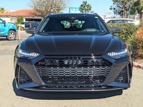 Used 2025 Audi RS 6 performance image 2