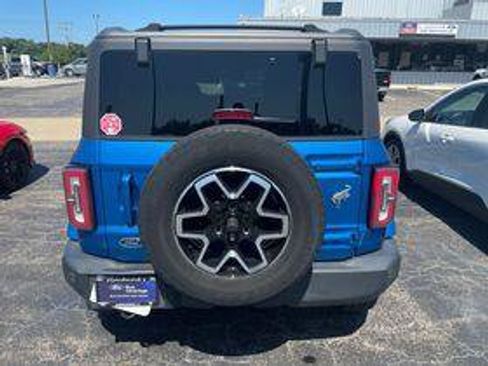 Used 2023 Ford Bronco Outer Banks AWD/4WD image 3