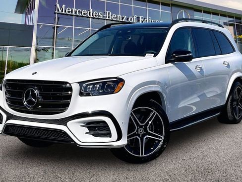 New 2026 Mercedes-Benz GLS 450 4MATIC image 2