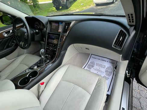 Used 2015 INFINITI Q50 Premium w/ Technology Package AWD/4WD image 27