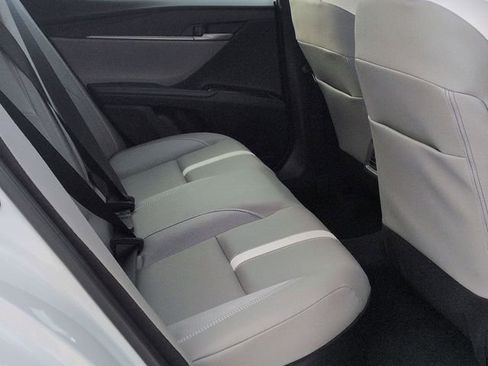 Used 2026 Toyota Camry SE w/ Convenience Package image 28