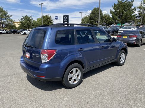 Used 2011 Subaru Forester 2.5X w/ Alloy Wheel Value Pkg AWD/4WD image 37