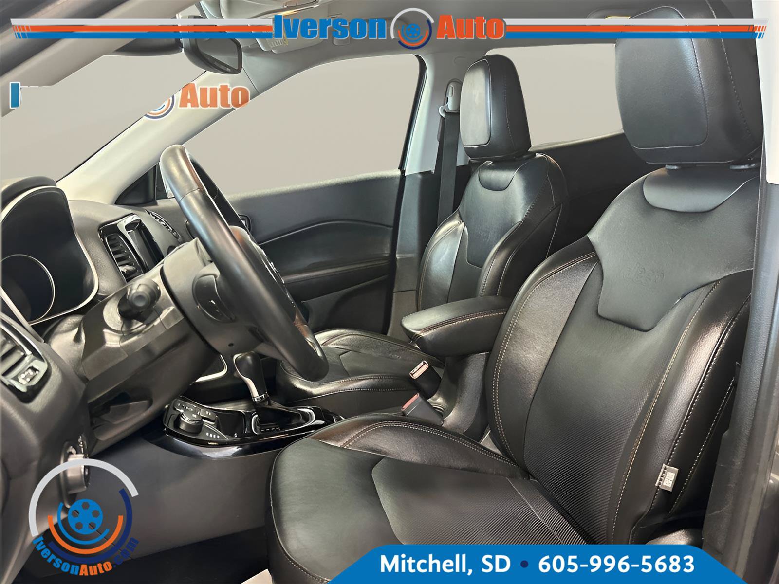 Used 2019 Jeep Compass Limited w/ Safety & Security Group AWD/4WD image 17
