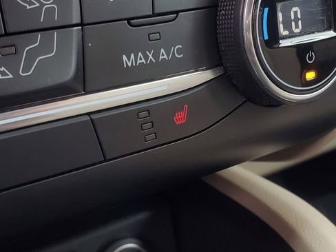 Used 2020 Ford Escape SE image 20