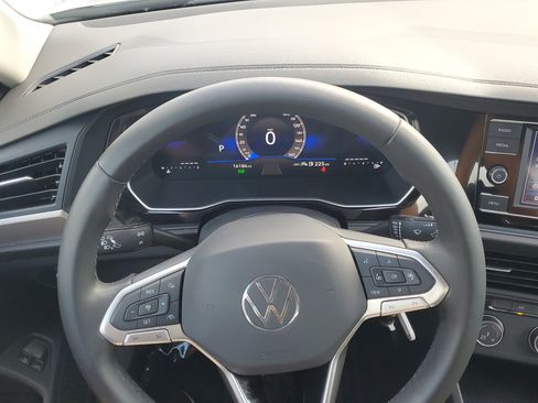 Used 2024 Volkswagen Jetta S image 22