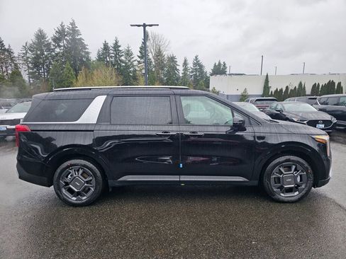 New 2026 Kia Carnival EX image 4