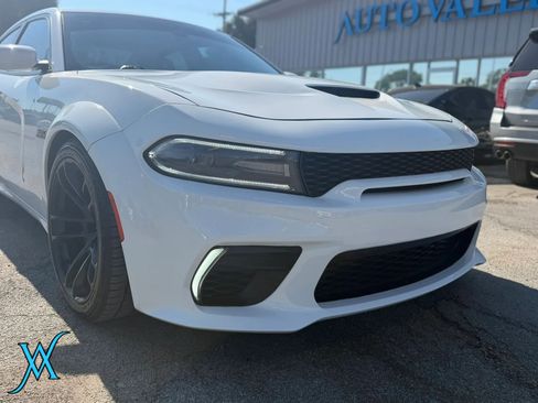 Used 2021 Dodge Charger Scat Pack RWD image 11