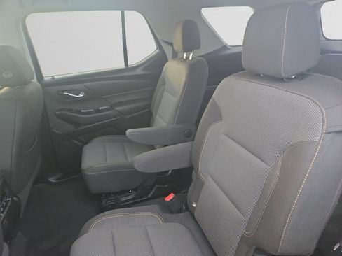 Used 2019 Chevrolet Traverse LT image 14