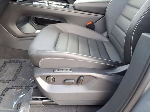 New 2026 Volkswagen Atlas Cross Sport SEL R-Line image 52