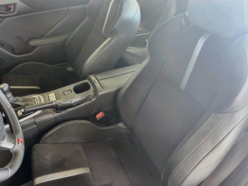 Used 2023 Toyota GR86 Premium w/ ALL Weather Mat Package (TMS) RWD image 19