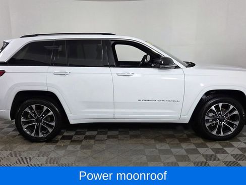 Used 2023 Jeep Grand Cherokee Overland w/ Luxury Tech Group IV image 9