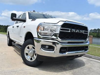 Used 2022 RAM 2500 Tradesman w/ Chrome Appearance Group