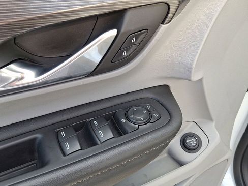 Certified 2023 GMC Terrain SLE w/ Driver Convenience Package image 22