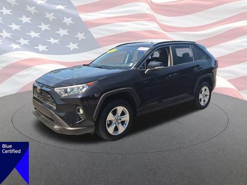 Used 2020 Toyota RAV4 XLE w/ Convenience Package FWD image 7
