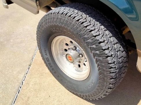 Used 1993 Ford Bronco Eddie Bauer image 21