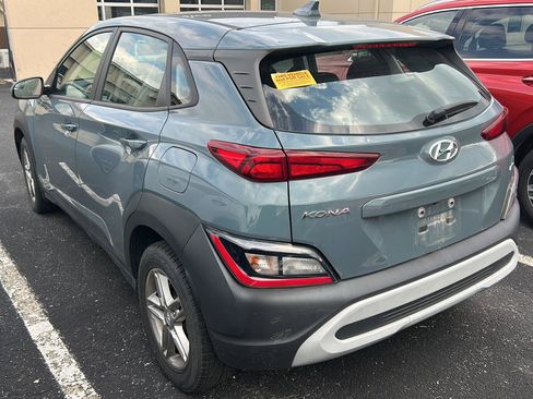 Used 2022 Hyundai Kona SE AWD/4WD image 3