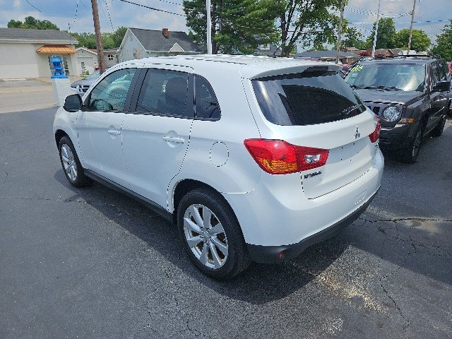 Used 2015 Mitsubishi Outlander Sport ES AWD/4WD image 4