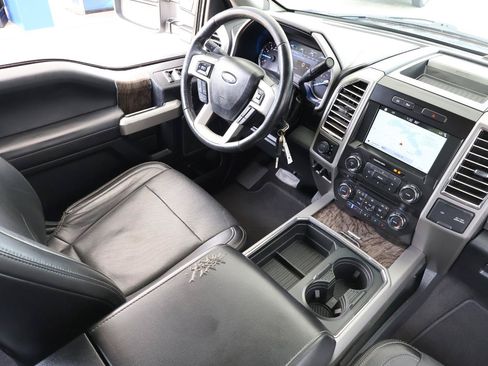 Used 2017 Ford F250 Lariat w/ Lariat Value Package AWD/4WD image 15