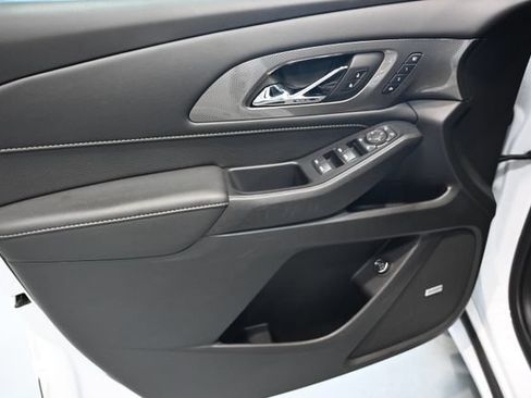 Used 2022 Chevrolet Traverse Premier w/ LPO, Floor Liner Package AWD/4WD image 28