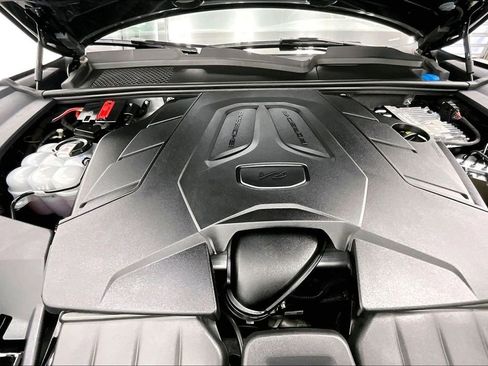 Used 2024 Porsche Cayenne image 9