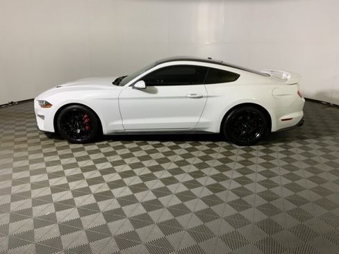 Used 2018 Ford Mustang Coupe w/ Ecoboost Performance Package image 13