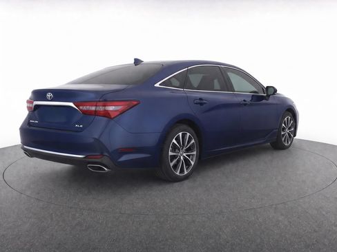 Used 2016 Toyota Avalon XLE FWD image 6