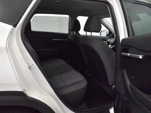 Used 2026 Kia Seltos LX FWD image 18