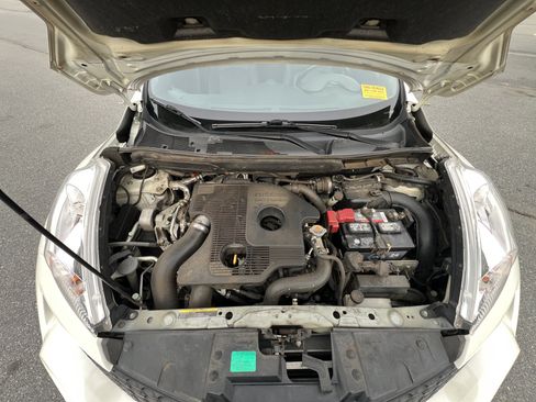 Used 2014 Nissan Juke SL image 10