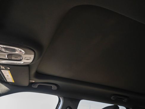 New 2026 Jeep Compass Limited w/ Sun, Sound & Navigation Group image 6