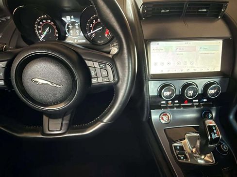 Used 2019 Jaguar F-TYPE Coupe image 15
