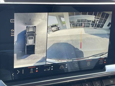 Used 2024 GMC Sierra 1500 SLT w/ SLT Premium Plus Package AWD/4WD image 25