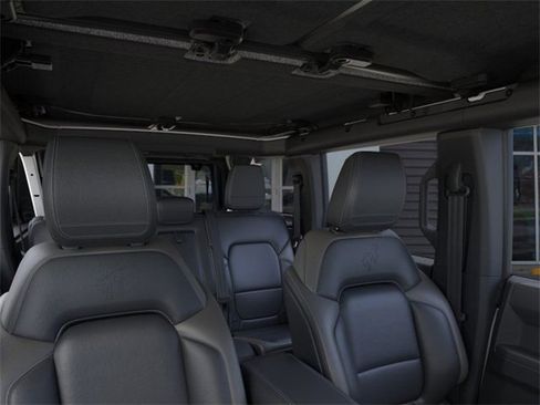 New 2025 Ford Bronco Outer Banks image 12
