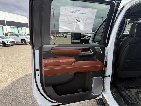 New 2026 GMC Sierra 3500 Denali Ultimate image 24