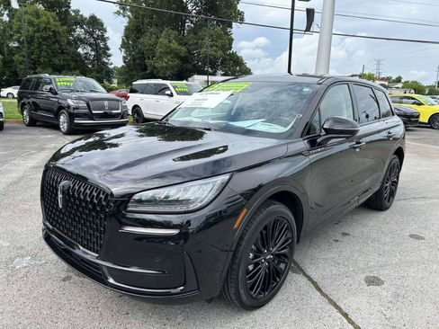 Certified 2025 Lincoln Corsair AWD w/ Equipment Group 101A image 9