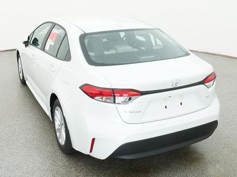 New 2026 Toyota Corolla LE w/ LE Premium Package FWD image 9
