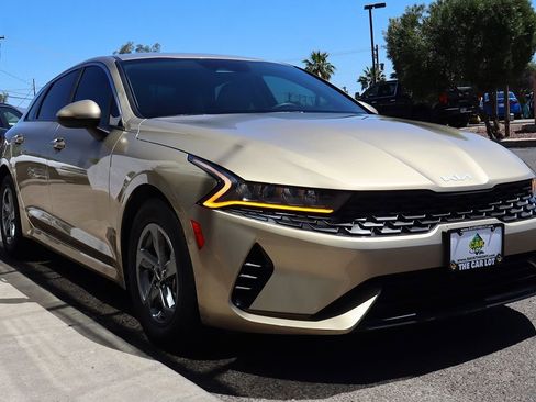 Used 2022 Kia K5 LXS image 18