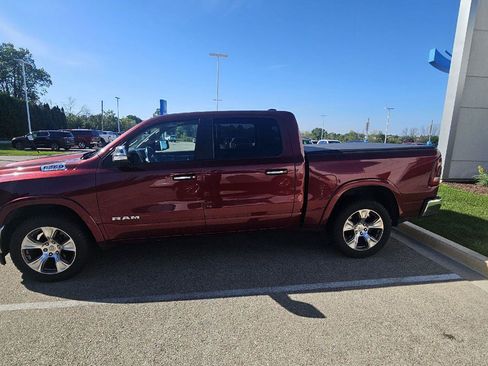 Used 2020 RAM 1500 Laramie AWD/4WD image 15