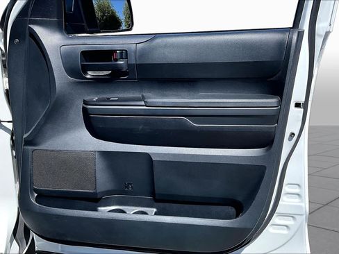Used 2018 Toyota Tundra SR RWD image 22