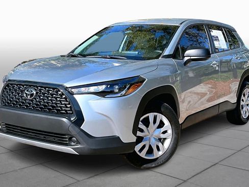 Used 2023 Toyota Corolla Cross L image 1