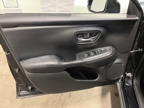 Used 2023 Honda HR-V LX image 20