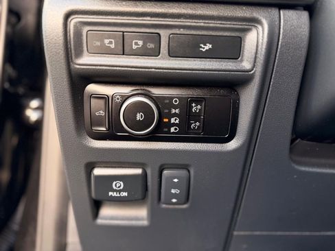 Used 2023 Ford F150 Lariat w/ Equipment Group 502A High image 16