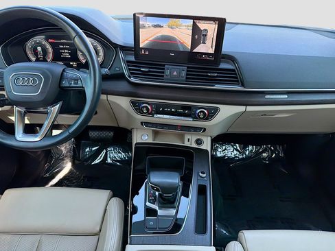 Used 2021 Audi Q5 Premium Plus w/ Premium Plus Package image 19