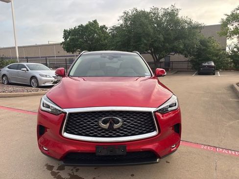 Used 2022 INFINITI QX50 Sensory AWD/4WD image 2