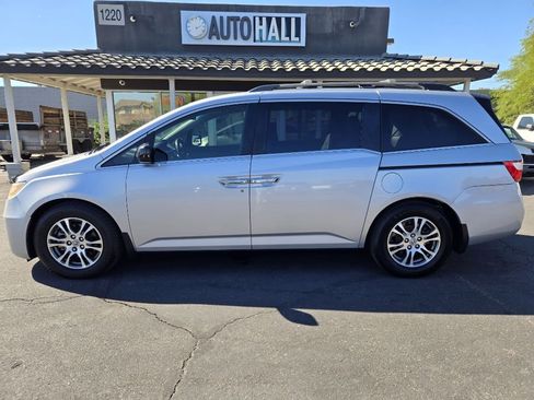 Used 2011 Honda Odyssey EX image 2