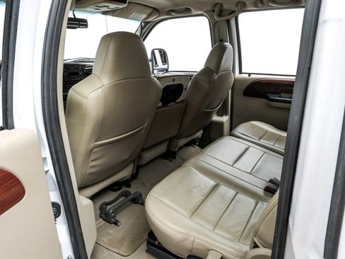 Used 2006 Ford F250 Lariat image 34