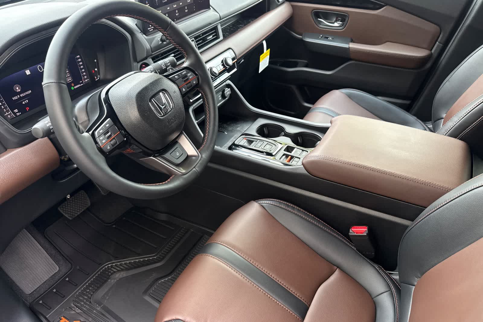 New 2026 Honda Pilot TrailSport image 13